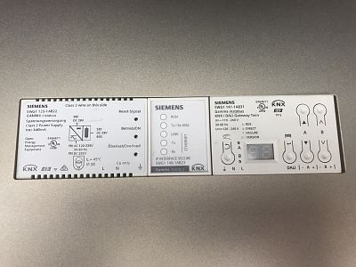  (Mr Dat's Villa). Control interface